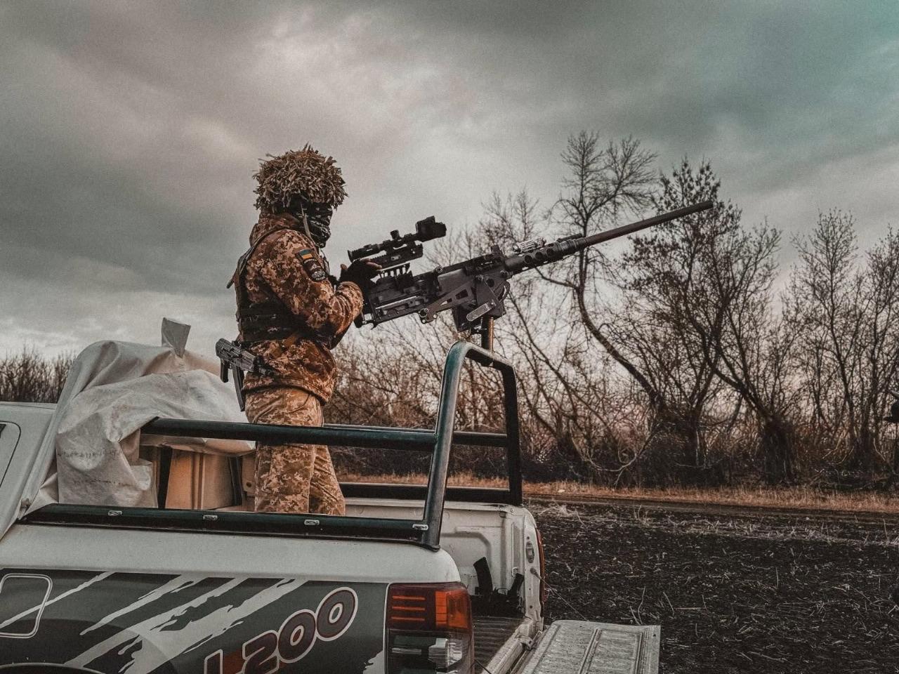 Некоторые комплексы ПВО иногда стоят пустые, а атаку надо отражать: интервью с Игнатом